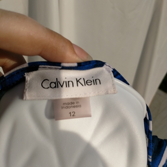 Calvin Klein Women's Size 12 Dress - Picture 5 of 6